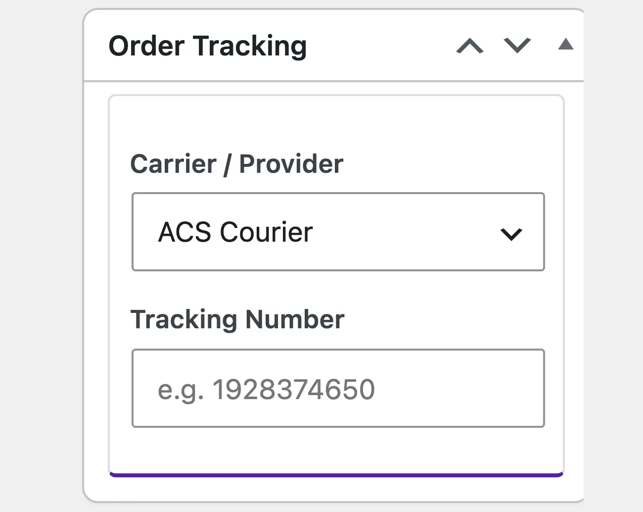 Το κουτί Order Tracking μέσα στην παραγγελία, με μεταφορέα και αριθμό αποστολής